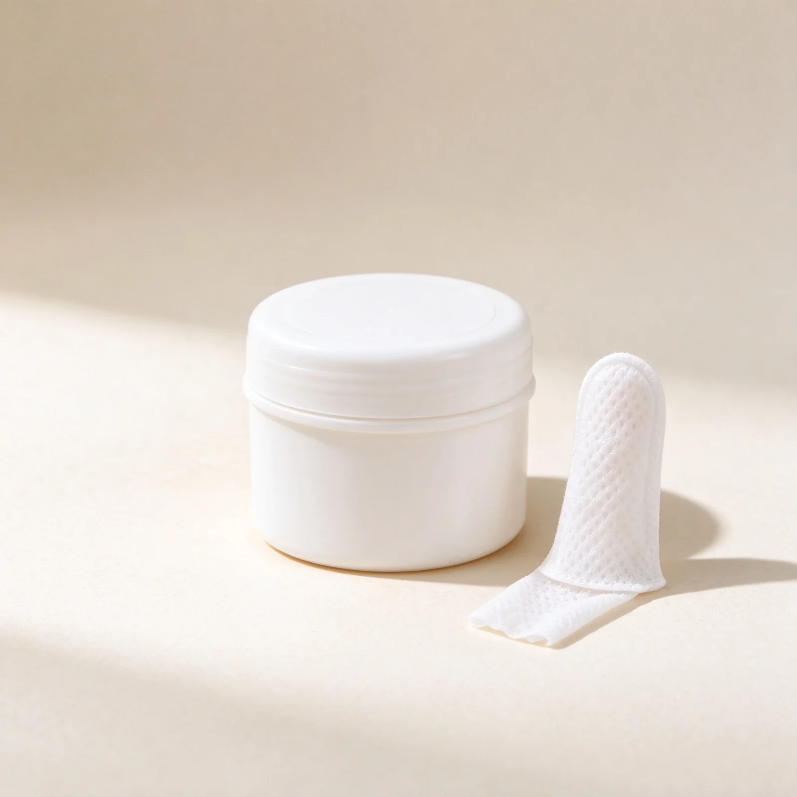 Chin Cleaning Finger Wipes — main